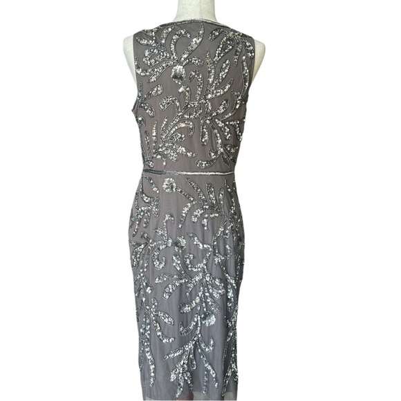 Adrianna Papell Beaded Sequin V-Neck Sleeveless Gown | Formal Dress Size 12 - Picture 4 of 12